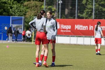 Bild 40 - wBJ Lotto Pokal Finale  Eimsbuetteler TV - Hamburger SV : Ergebnis: 0:3